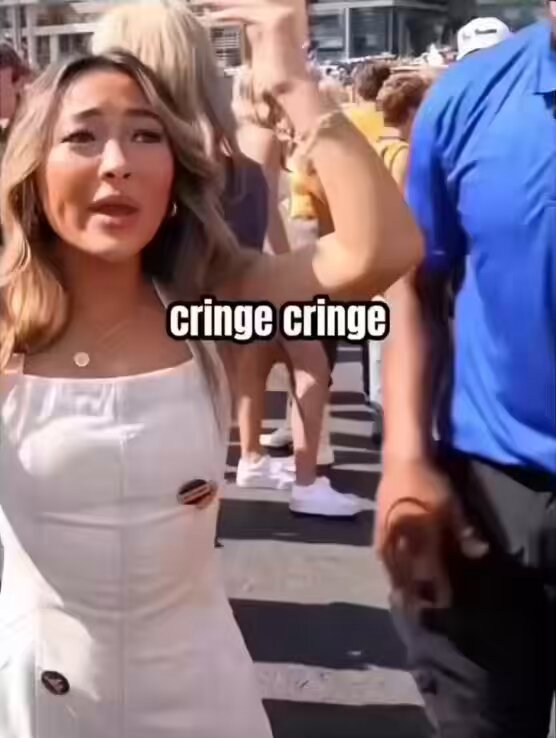 Meme King - She won 😂