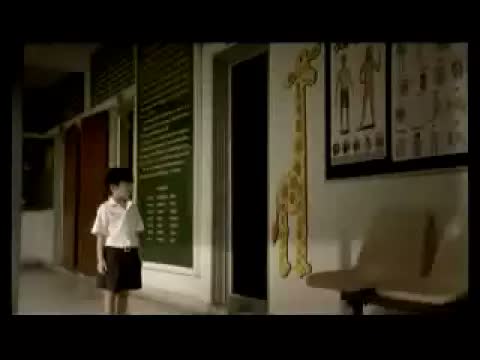 Touching Thai Ads - I want to be taller