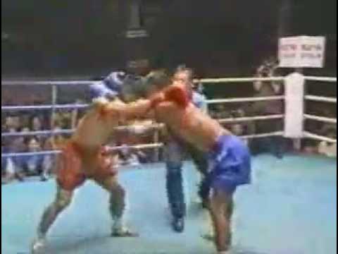 Funny Thai Ads KickBoxing